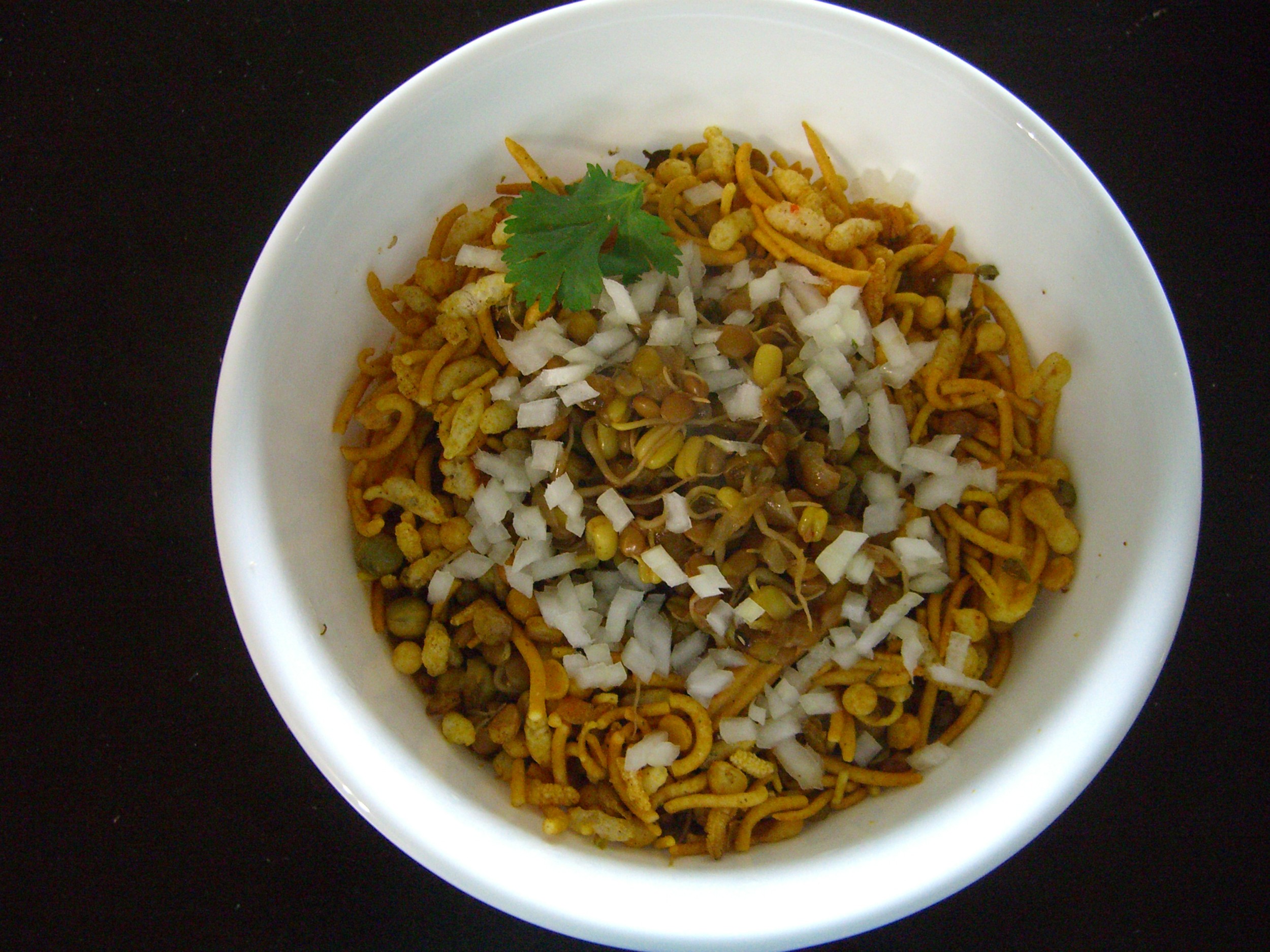 Misal Pav picture